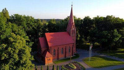 Kościół NMP Królowej Polski w Jeziorach Wielkich