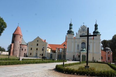 Kościół Św. Trójcy wraz z rotundą św. Prokopa w Strzelnie