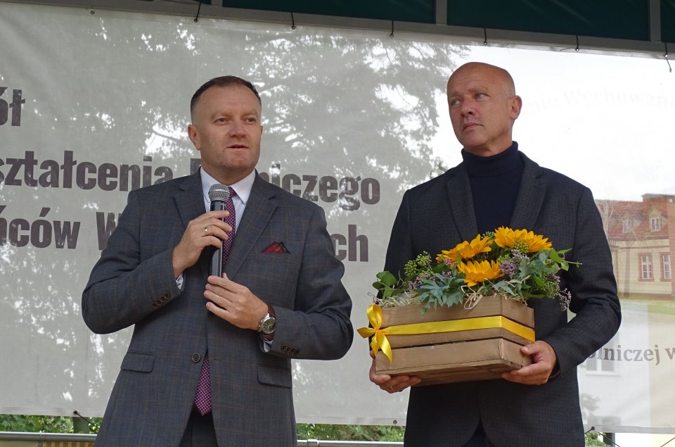 Dożynki Młodzieżowe w ZS CKR w Bielicach